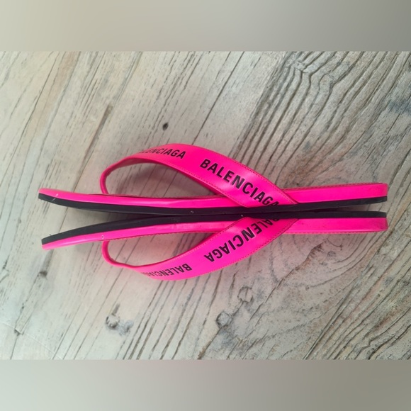 Balenciaga Neon Pink Women's Sandals thong size 39 - Picture 9 of 12
